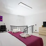 Covino House By Dimorra